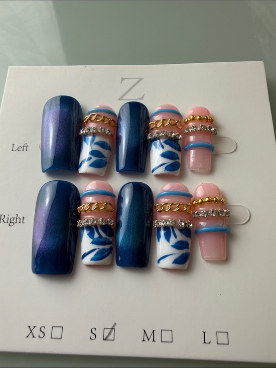 Other - Blue & Pink Decorative Press-On Nail Set with Gold Accents